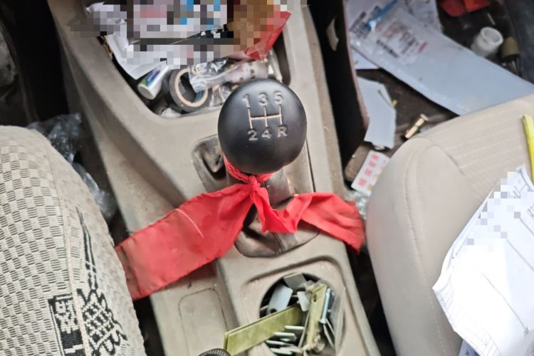 Used Wuling Rongguang V 2018 1.5L Practical Version Gear Lever