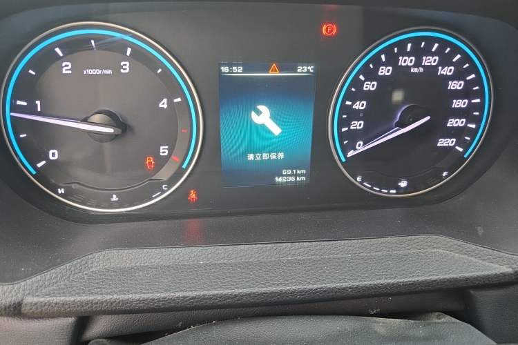 Used JMC DaDao 2023 All-Purpose 2.3T Diesel Manual Two-Wheel Drive Standard-Wheelbase Comfort Edition