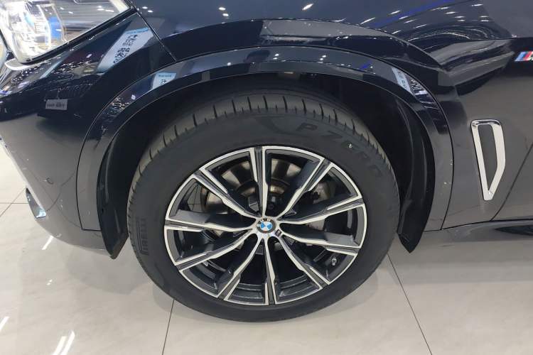 Used BMW X5 2022 Restyled xDrive 30Li Luxury Version M Sport Package