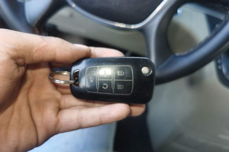 Used Buick GL8 2018 28T Luxury Model China VI Standard