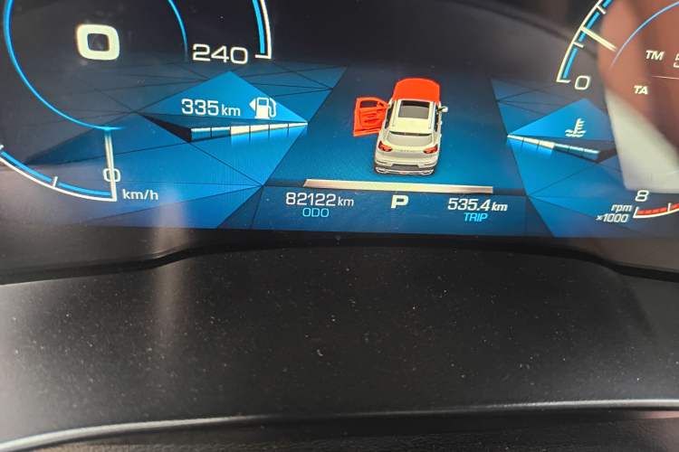 Used Haval H6 2017 Red Label 2.0T Automatic Two-Wheel Drive ZhiShang Model