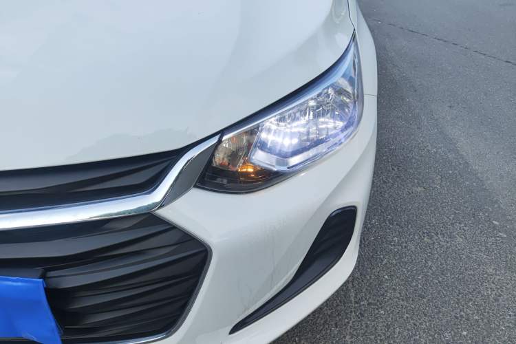 Used Chevrolet Cavalier 2021 325T Automatic Enjoyment Edition Left Front Headlight