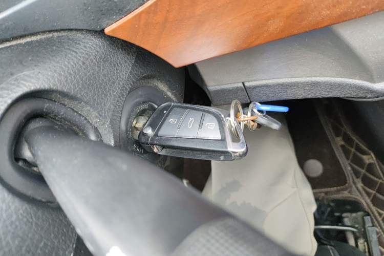 Used SAIC MAXUS G10 2018 PLUS 1.9T Manual Elite Edition Diesel
