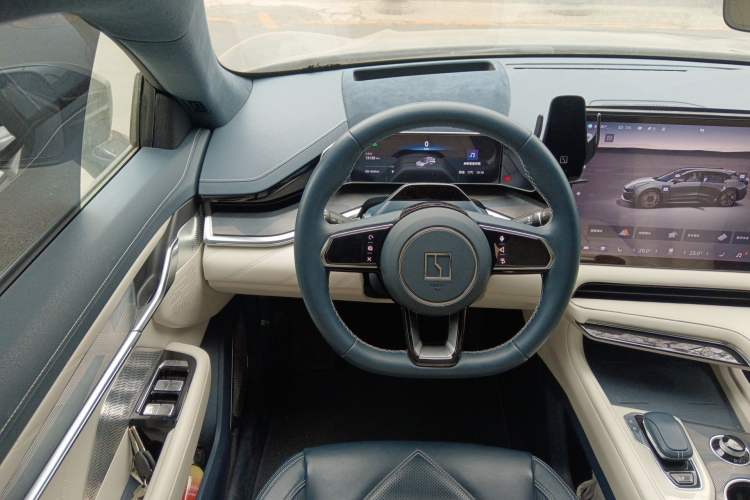 Used Zeekr 001 2023 WE Edition 100 kWh Steering Wheel