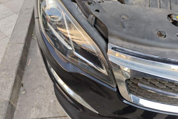 Used Zotye Domy X5 2015 1.5T Manual Luxury Model China V Standard
