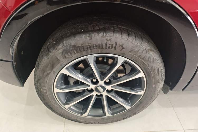 Used Cadillac XT4 2024 28T Four-Wheel Drive Luxury Version Right Rear Wheel Hub