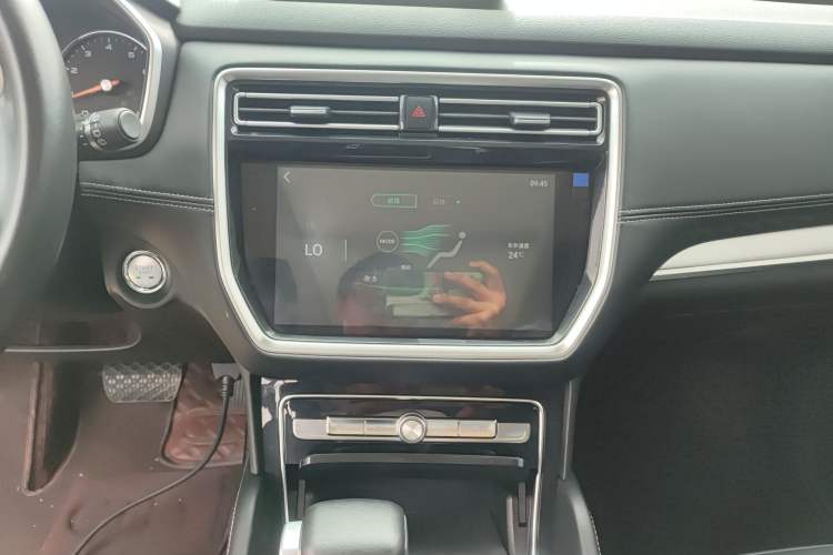 Used Roewe RX8 2019 30T Two-Wheel Drive Supreme Flagship Edition