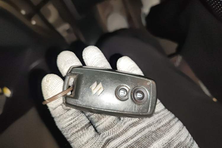 Used Suzuki SX4 2012 1.6L Manual Ruiqi Model Vehicle Key