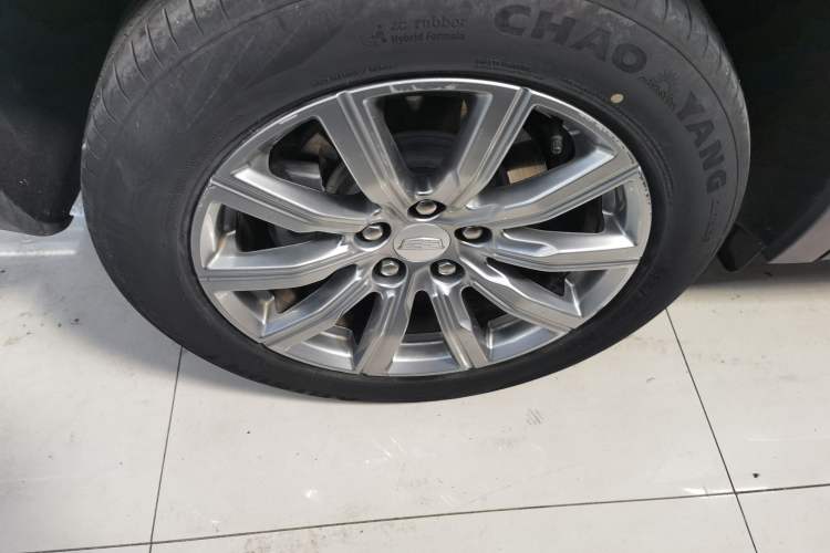 Used Cadillac XT4 2018 28T Two-Wheel Drive Leading Version