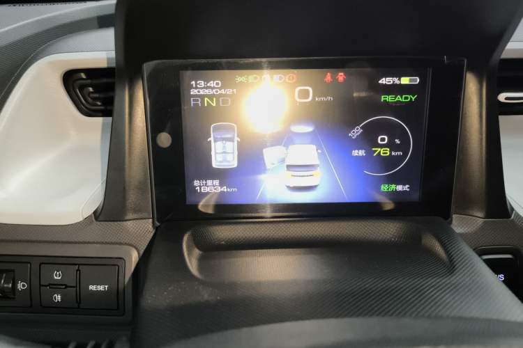 Used Wuling Hongguang MINIEV 2022 Macaron Premium Model – Lithium Iron Phosphate
