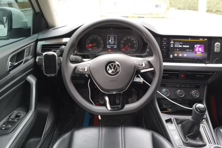 Used Volkswagen Lavida 2019 1.5L Manual Comfort Edition China VI Standard
