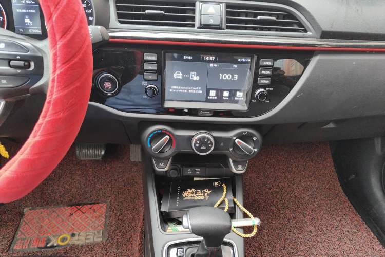 Used Kia KX Cross 2017 1.4L AT GLS
