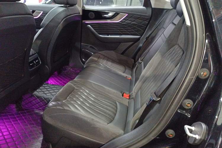 Used Hongqi HS5 2022 Revised Version 2.0T Smart Connect Flagship Edition