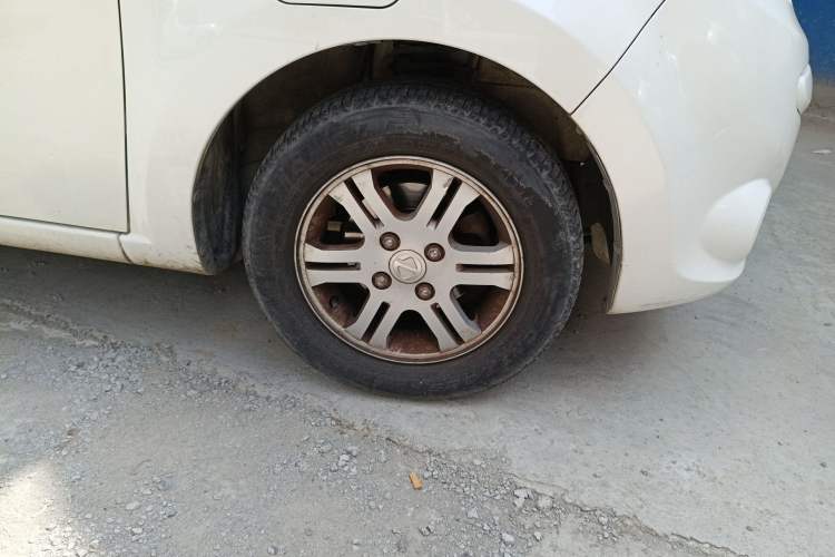 Used JMEV E200L 2020 E200L Standard Model (302 KM)
