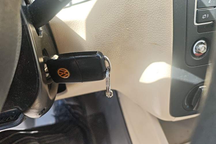 Used Volkswagen Bora 2012 1.6L Automatic Fashion Edition Vehicle Key