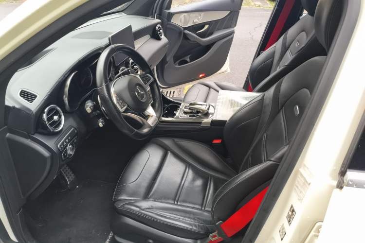 Used Mercedes-Benz GLC AMG 2018 AMG GLC 63 4MATIC+ Left Front Seat