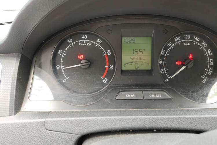 Used Skoda Rapid 2013 1.6L Manual Smart Selection Model
