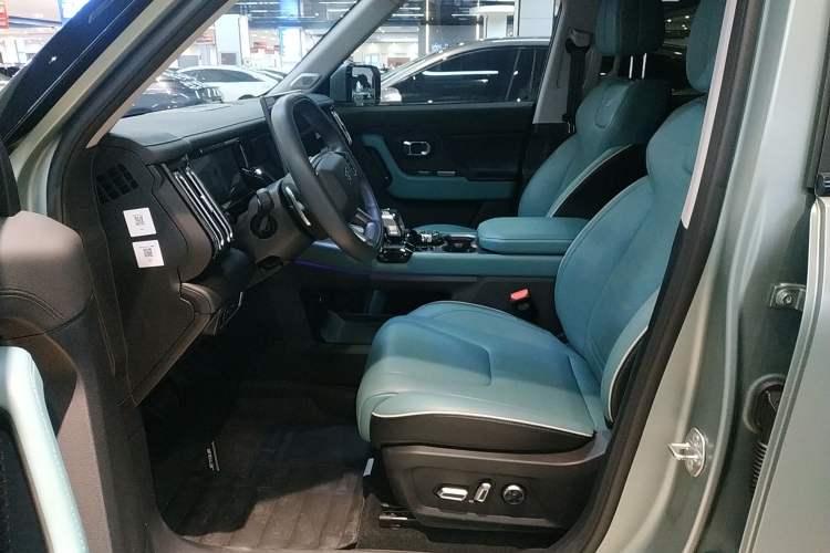 Used JETOUR Freelander 2025 2.0TD Automatic XWD Conqueror Left Front Seat