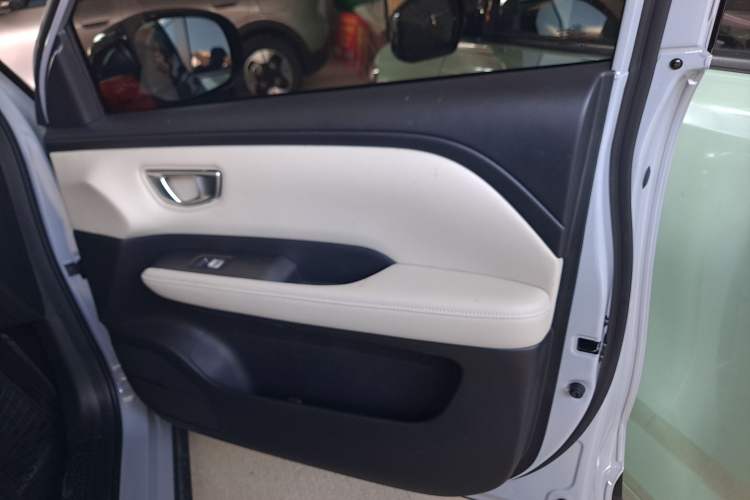 Used Wuling Bingo PLUS 2024 401 km Range 5-Seater Version