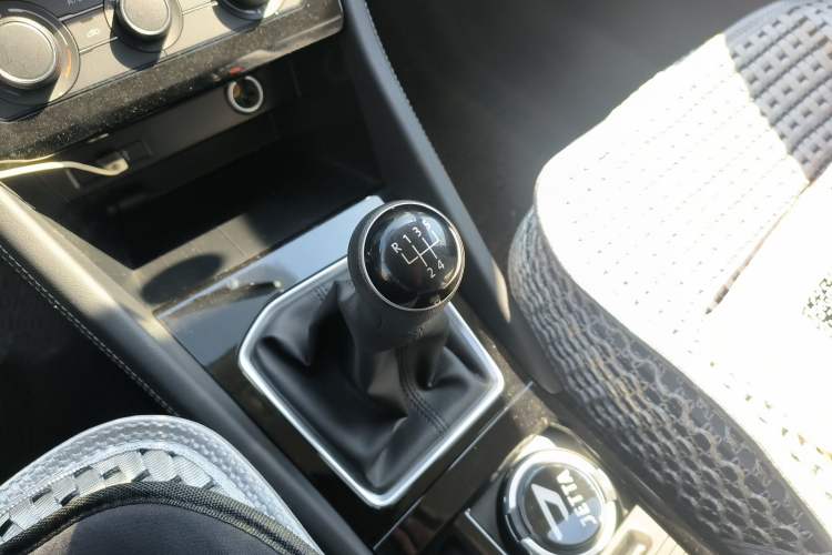 Used Jetta VS5 2024 280TSI Manual Pioneer Edition
