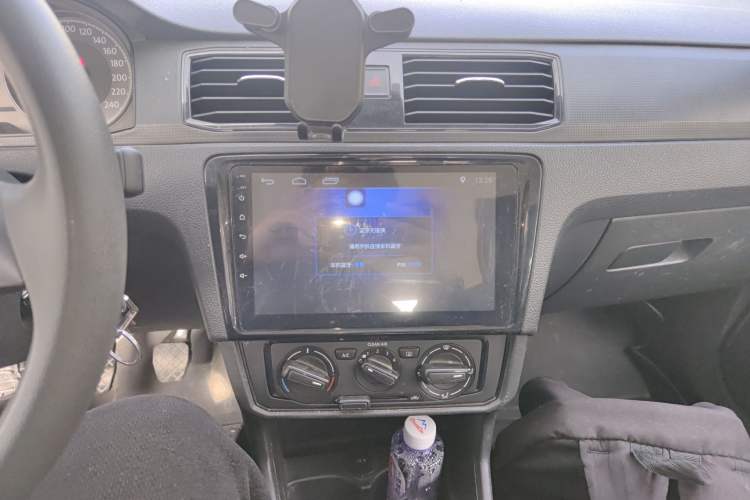 Used Volkswagen Santana 2016 1.4L Manual Fashion Edition