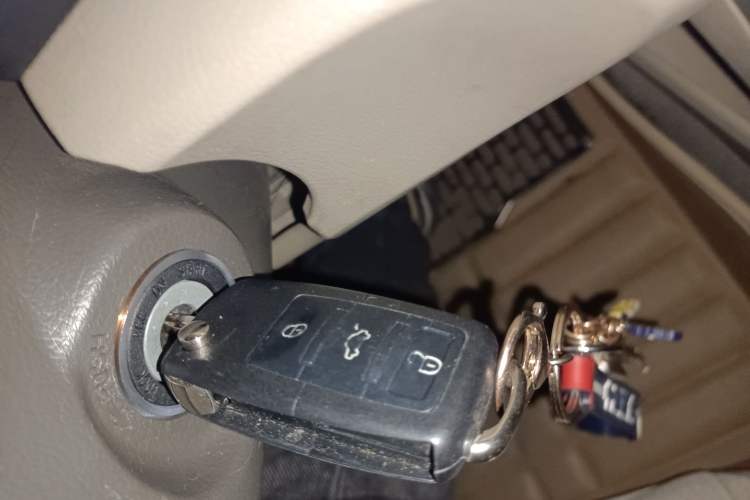 Used Toyota Camry 2013 200G Classic Luxury Edition