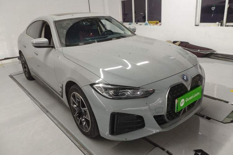 Used BMW i4 2023 eDrive35 Exterior 1