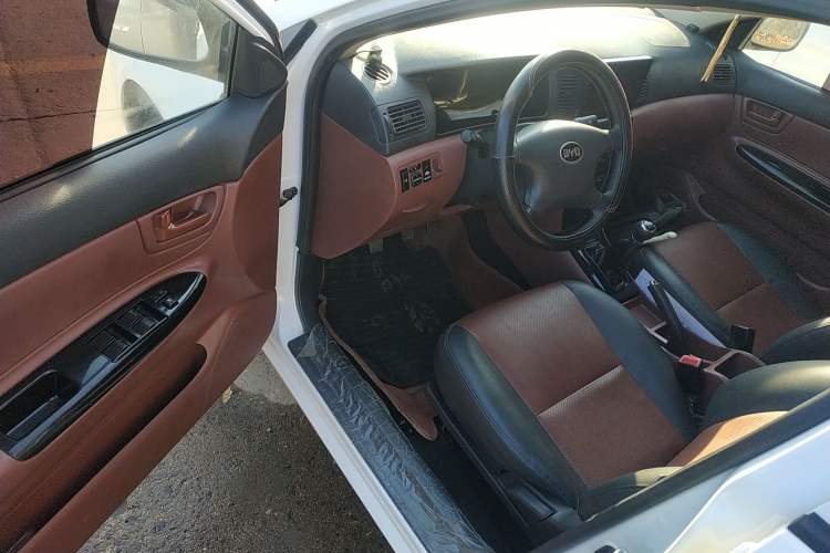 Used BYD F3 2012 Energy-Saving Model 1.5L Manual Comfort Version
