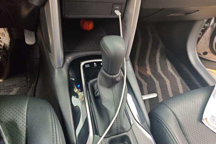 Used Toyota Corolla Cross 2024 2.0L Smart Electric Hybrid Dual-Engine Pioneer Edition