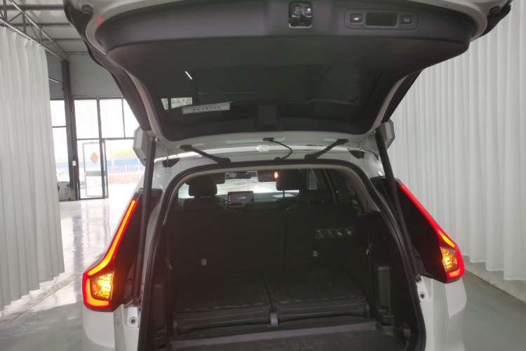 Used Honda CR-V 2023 240TURBO Two-Wheel Drive Deluxe Edition 7 Seats Trunk