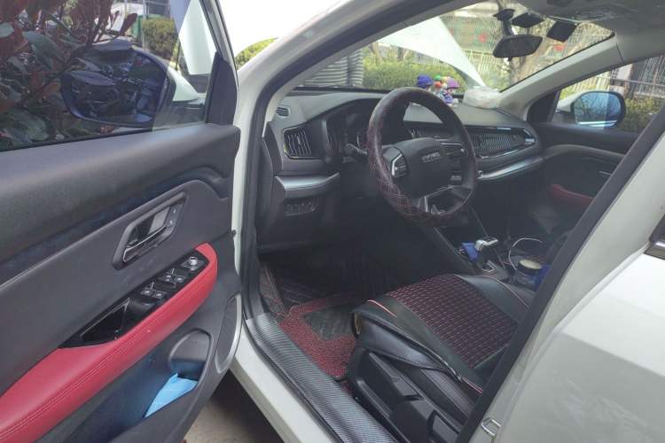 Used Haval H2s 2017 Blue Label 1.5T Dual-Clutch Elite Model