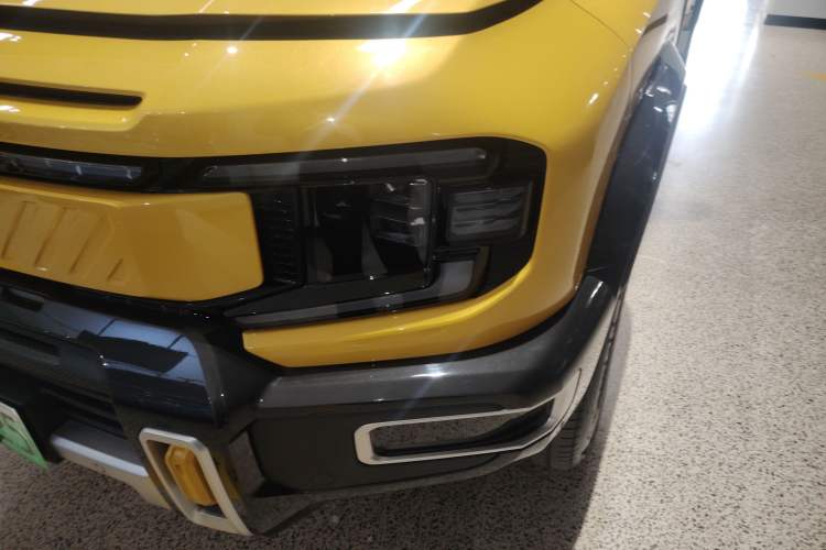 Used Deepal G318 2025 Worry-Free Adventure Edition Four-Wheel Drive Secret Realm Version
