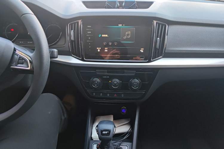 Used Skoda Kamiq 2020 Facelifted GT 1.5L Automatic Flagship Version China VI Standard Audio And AC Panel