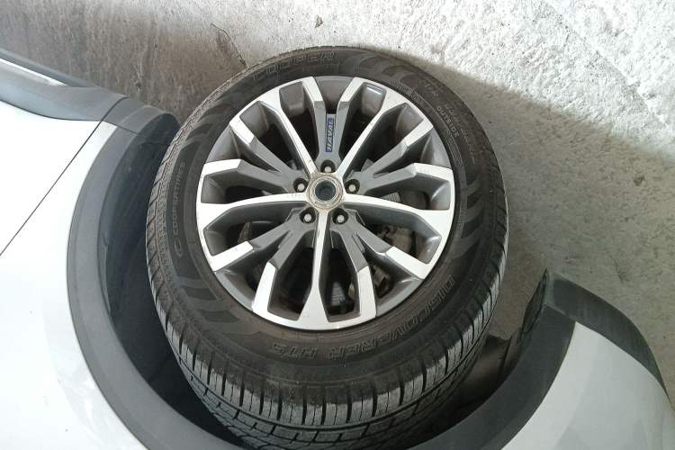 Used Haval H6 2017 Blue Label 1.5T Automatic Two-Wheel Drive ZhiShang Model