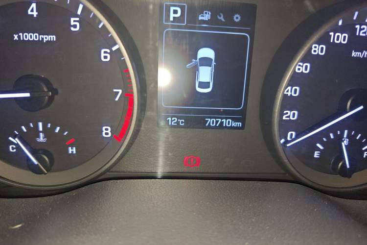 Used Hyundai Elantra (6th Generation / Lingdong) 2016 1.6L Automatic ZhiXuan – Elite Version
