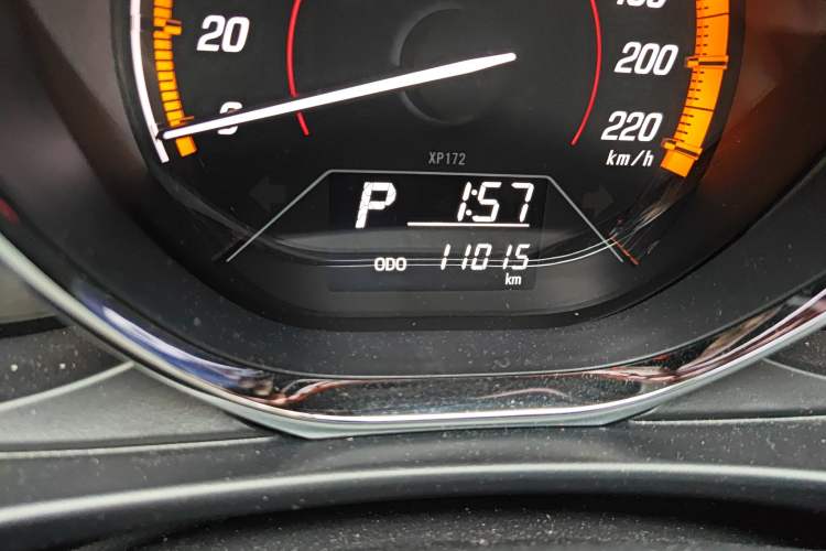 Used Toyota YARiS L Zhi Xuan 2022 X-Trail 1.5L CVT Leading PLUS Edition Odometer Close Up