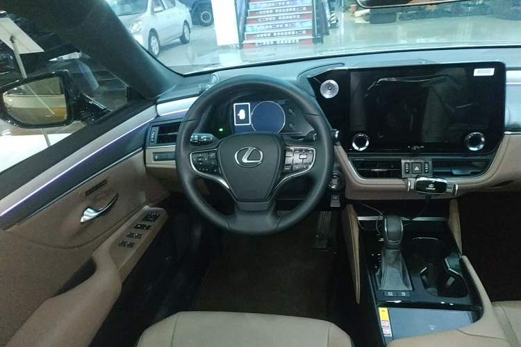 Used Lexus ES 2025 200 Premium Edition