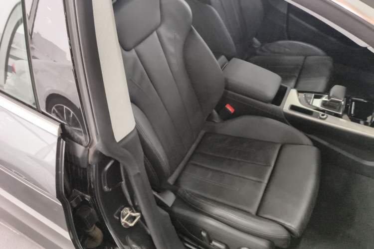 Used Audi A5 2023 Sportback 40 TFSI Fashionable and Dynamic Model
