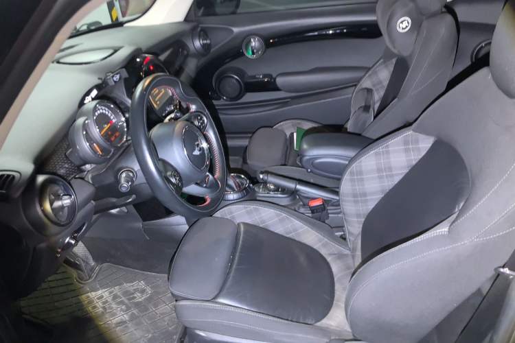 Used MINI 2016 2.0T COOPER S
