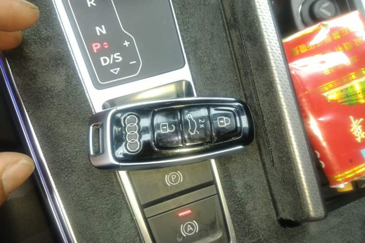 Used Audi A7L 2024 45TFSI S-line Dream-Building Edition Flow Crystal Package