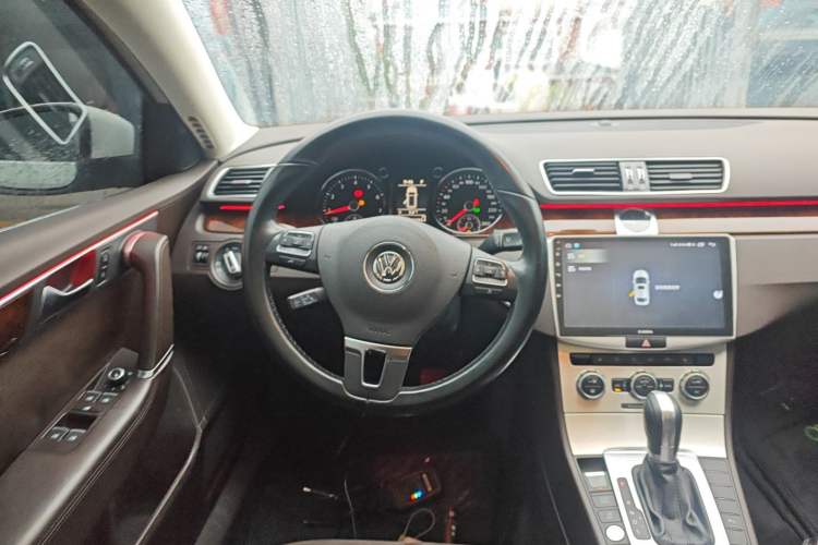 Used Volkswagen Magotan 2012 Travel Edition 2.0 TSI Comfort Version
