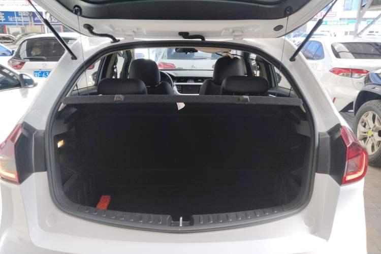 Used Geely Auto Vision X3 2020 1.5L CVT Luxury Model Trunk