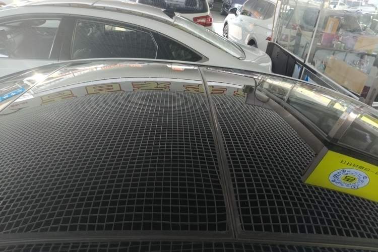 Used Hyundai Sonata 2011 2.0L Automatic Luxury Edition Roof