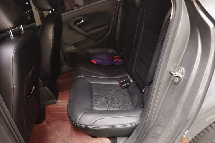 Used Volkswagen Polo 2014 1.4L Automatic Comfort Edition