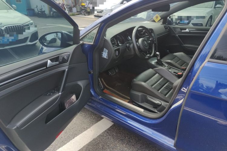 Used Volkswagen Golf 2016 2.0 TSI R Travel Edition
