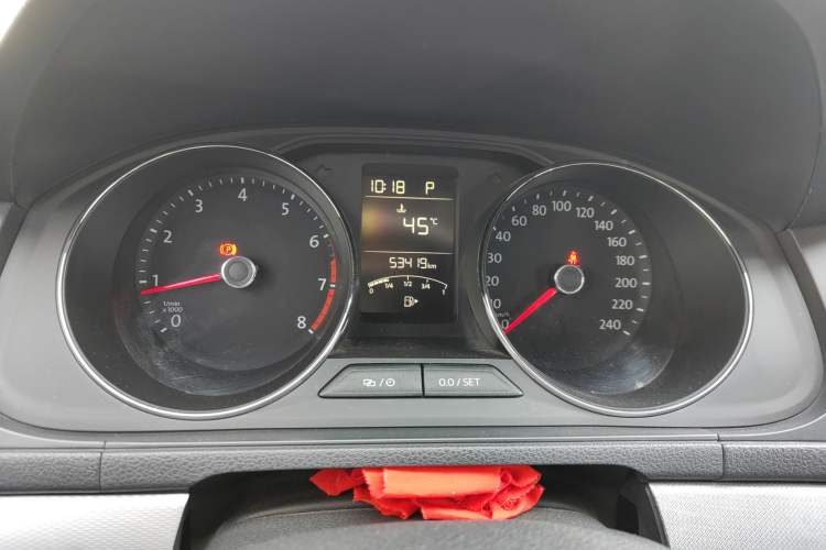 Used Volkswagen Gran Lavida 2015 230TSI DSG Comfort Edition
