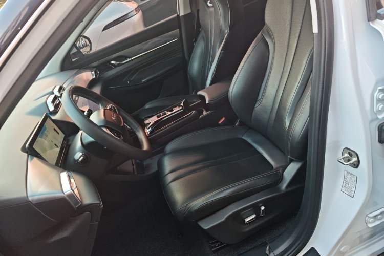 Used Dongfeng Aeolus Mage 2023 DH-i 1.5T Prestige Edition
