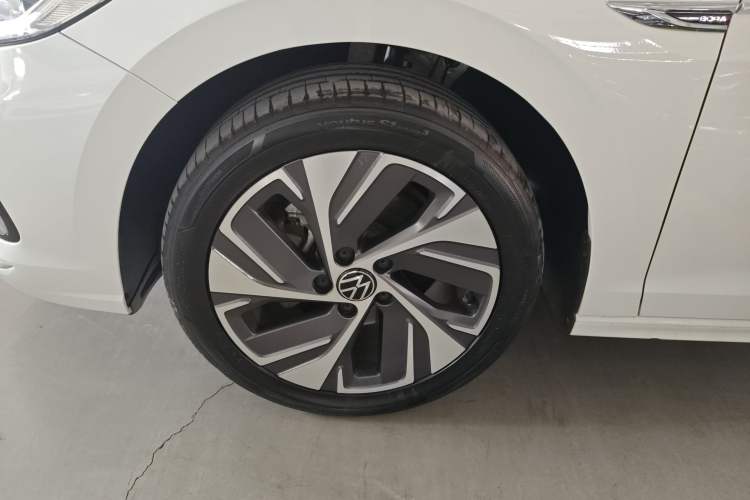 Used Volkswagen Bora 2023 300TSI DSG Prestige Edition
