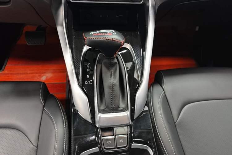 Used SAIC MAXUS G50 2019 1.5T Automatic Luxury Edition China VI Standard
