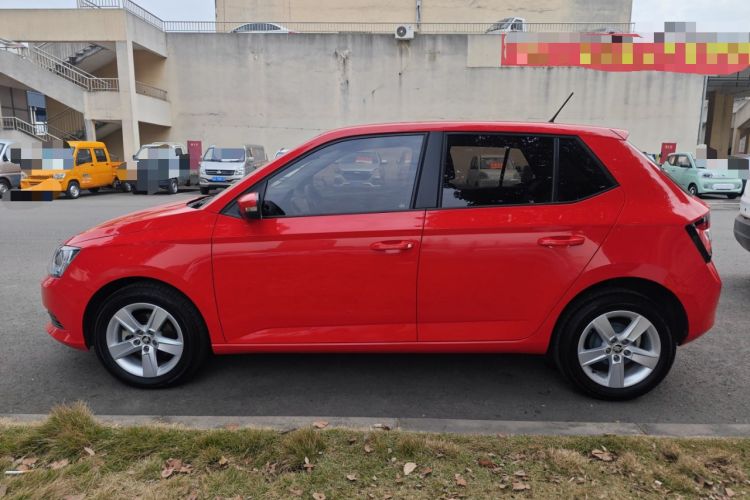 Used Skoda Fabia 2017 1.4L Automatic Car Enjoy Edition

